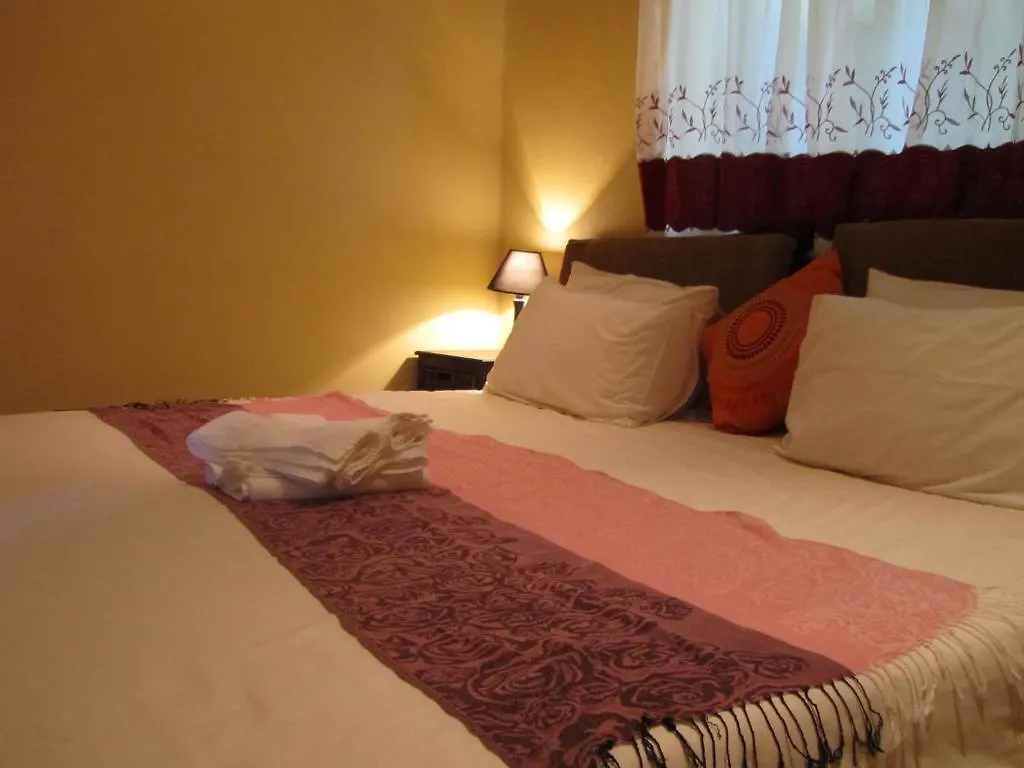 Cape Town Palms Bed & Breakfast South Africa
